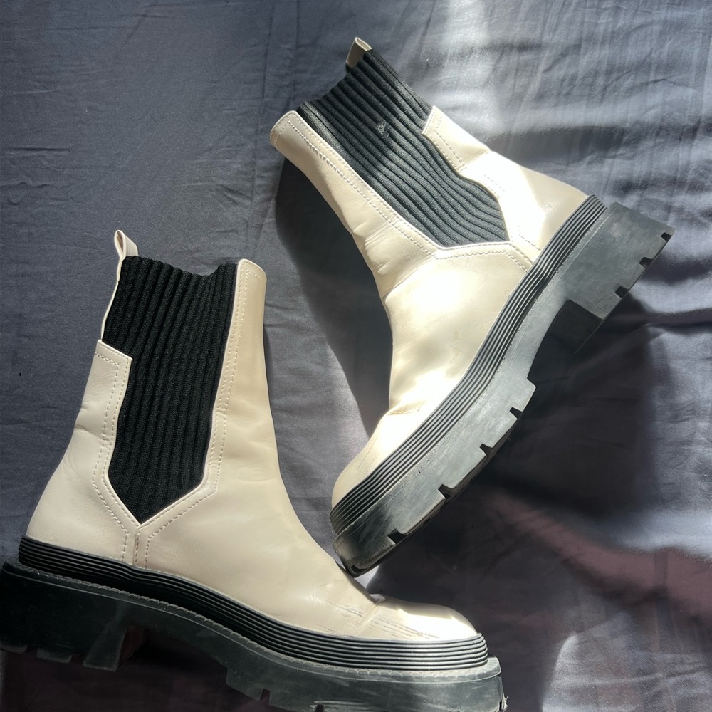 Black and Cream Chelsea Boots
